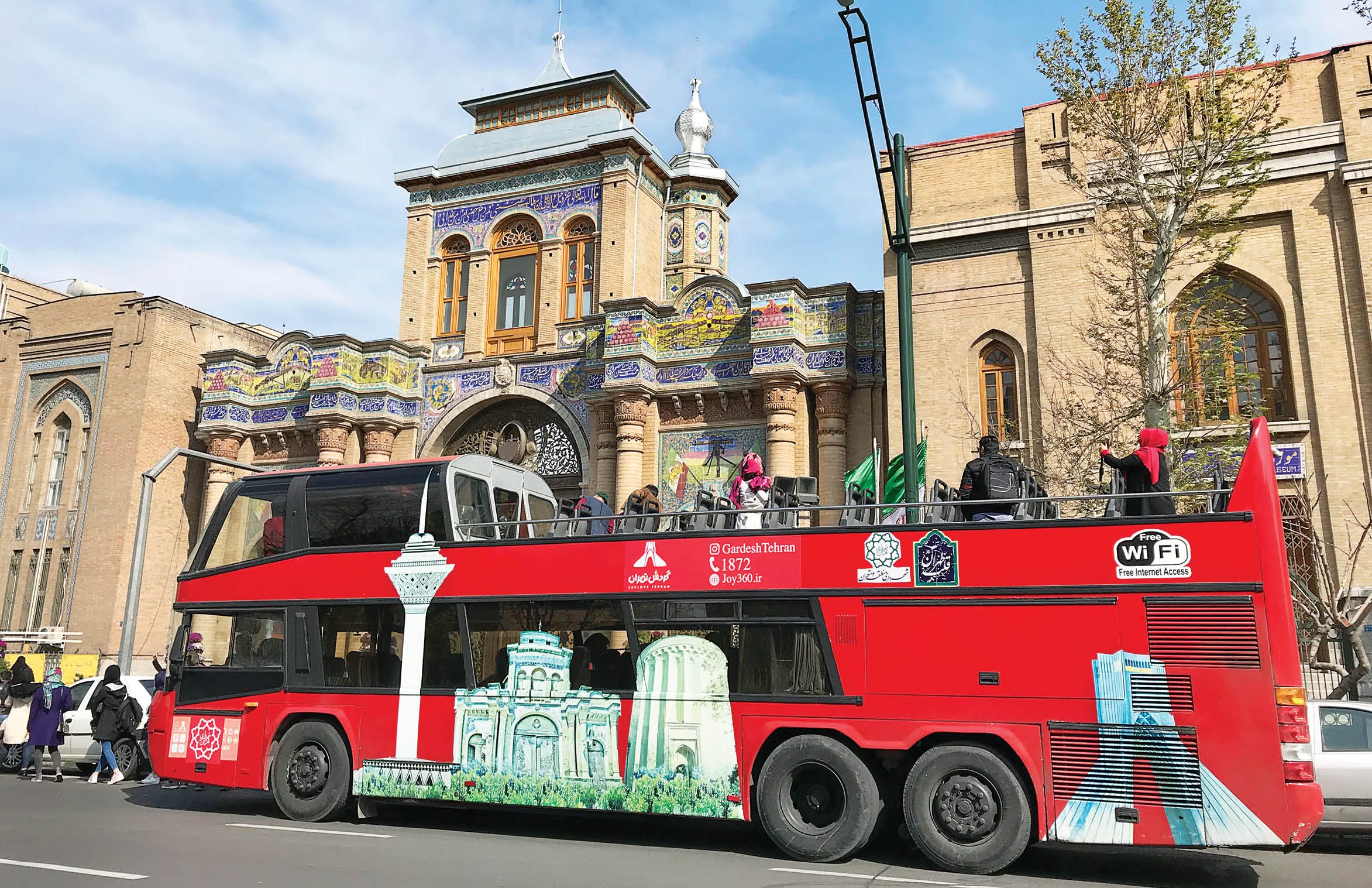 اتوبوس جهانگردی